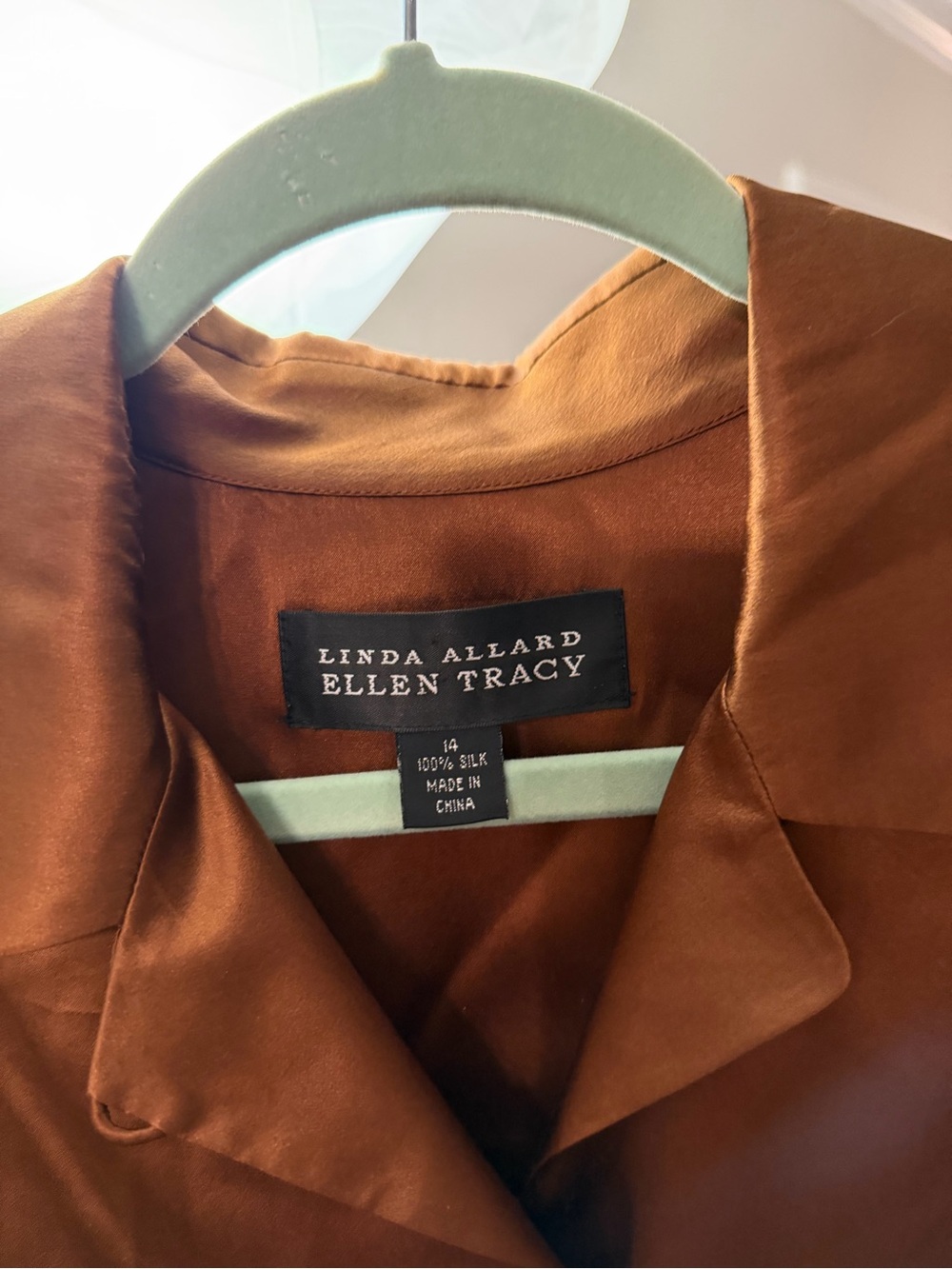 Linda Allard Ellen Tracy Silk Blouse 14 Copper Brown Button Down Quiet Luxury - Picture 3 of 5